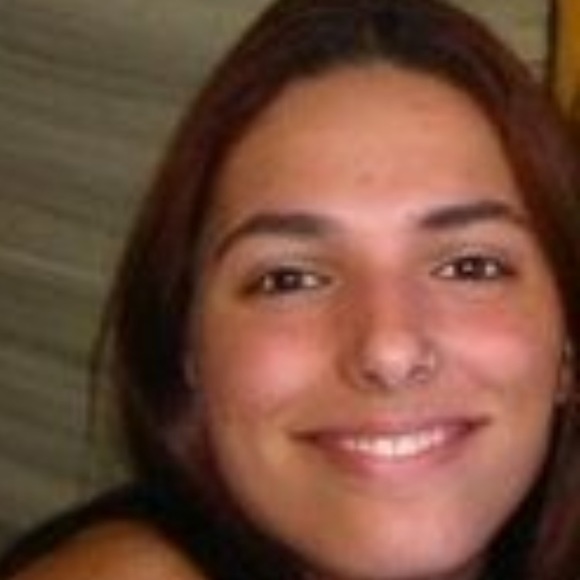 Meet your Posher, Ana - Picture 2 of 2